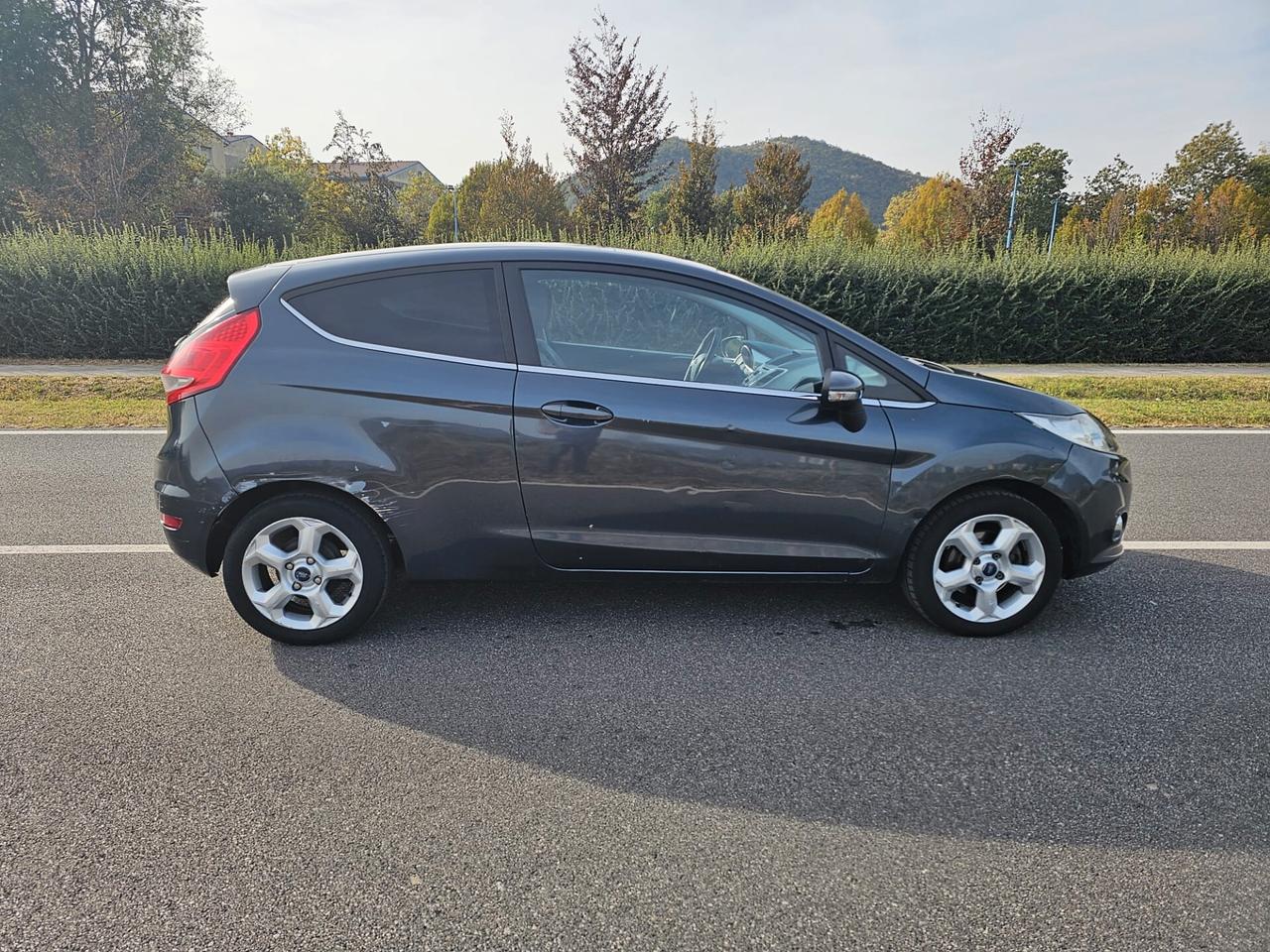 FORD FIESTA G.P.L. - OK NEOPATENTATI-