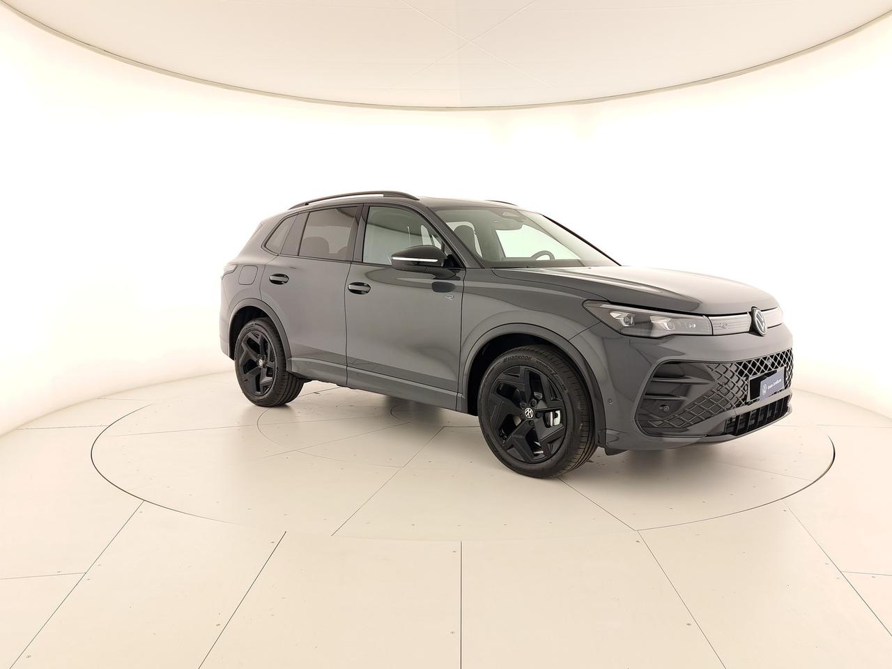 Volkswagen Tiguan 2.0 tdi r-line 150cv dsg
