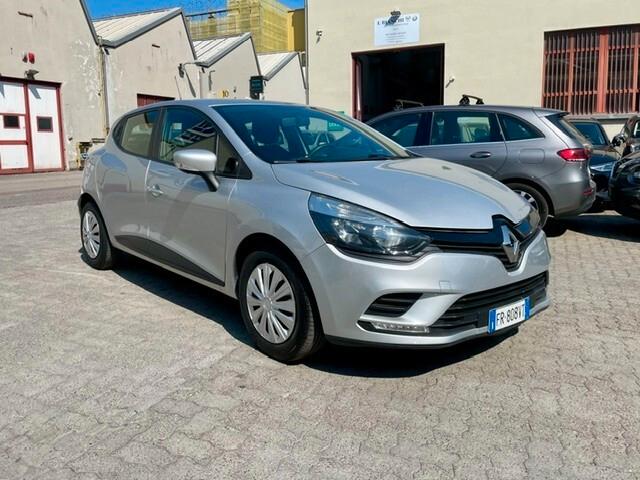 Renault Clio 1.2 75CV 5 porte Life Km 56.000!!!UNICO PROPRIETARIO!!!!