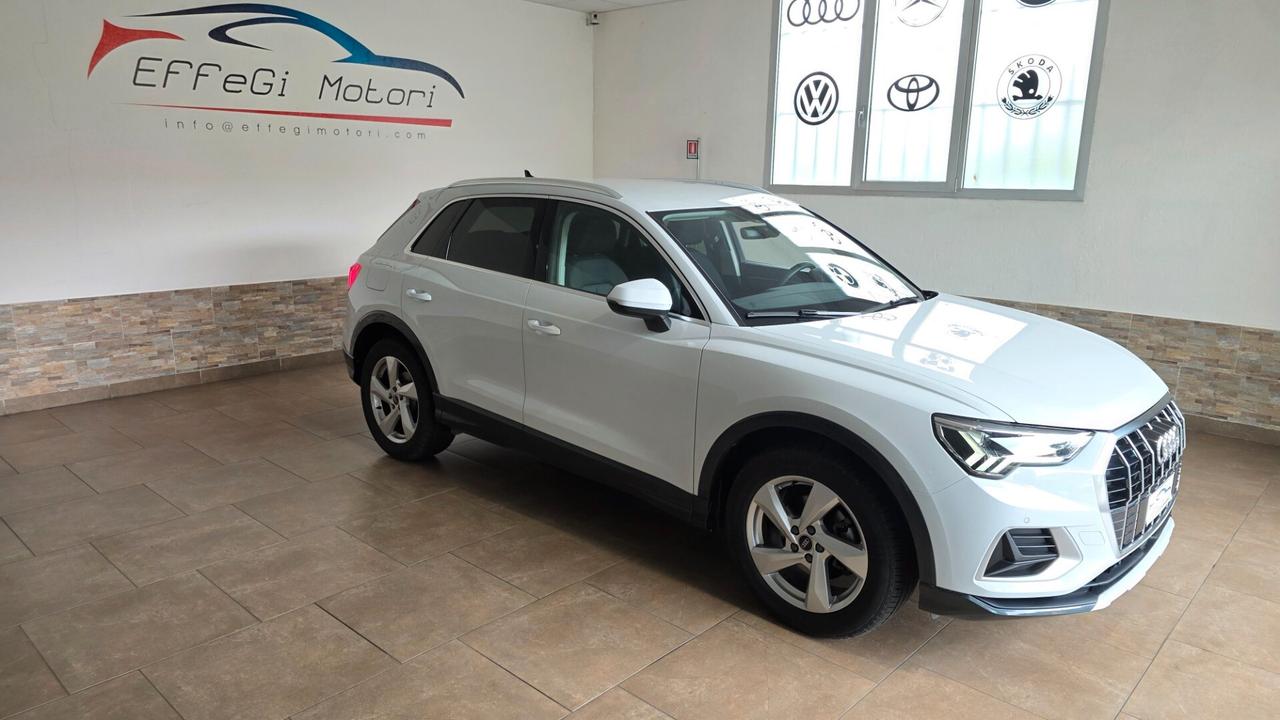 Audi Q3 35 TDI S tronic Business Advanced