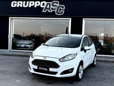 Ford Fiesta 5 Porte 1.2 BENZ 60 CV ADATTA A NEOPATENTATI