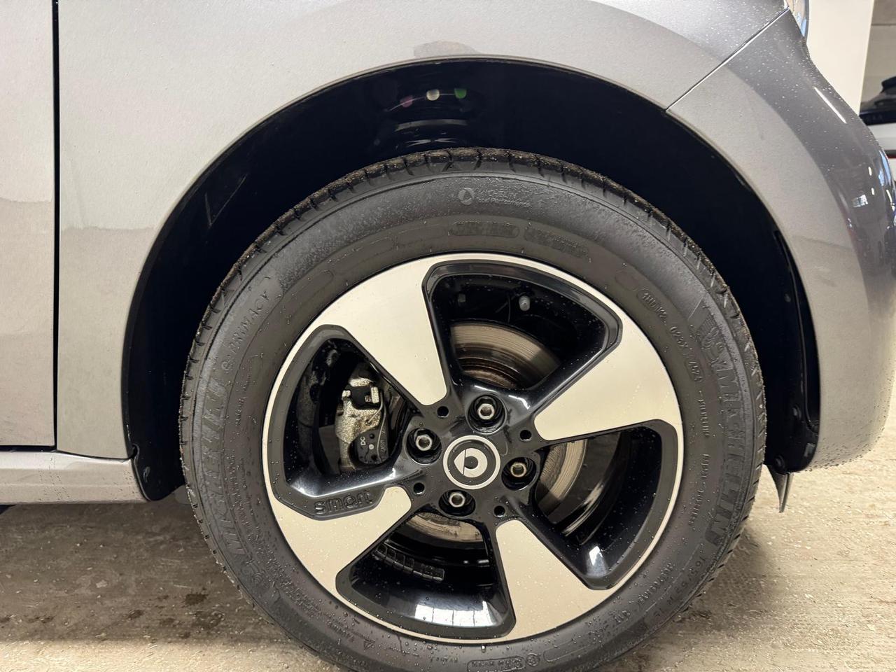 SMART Forfour II - Forfour eq Edition One 22kW