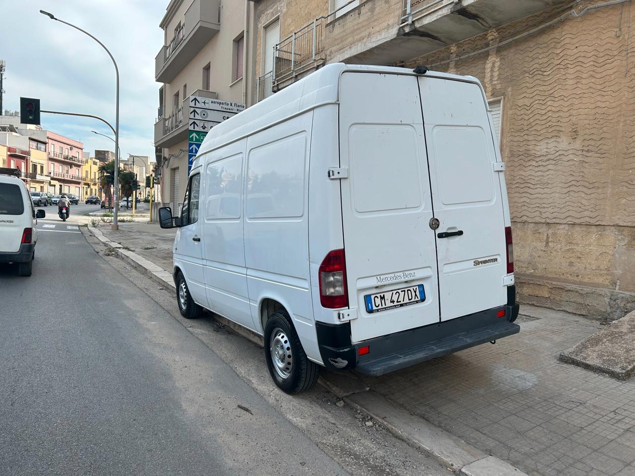 Mercedes Benz