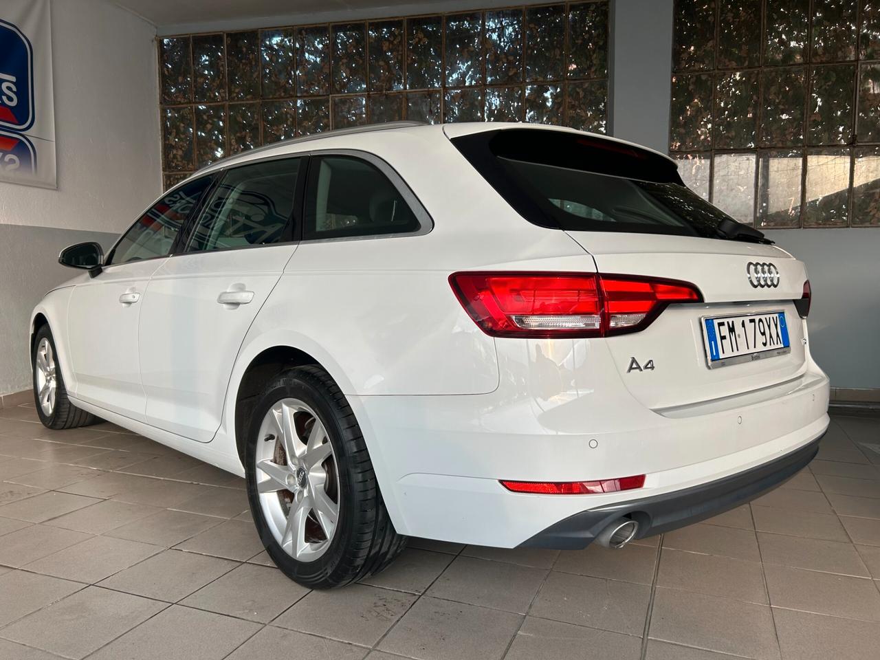 Audi A4 Avant 2.0 TDI 150 CV S tronic Sport