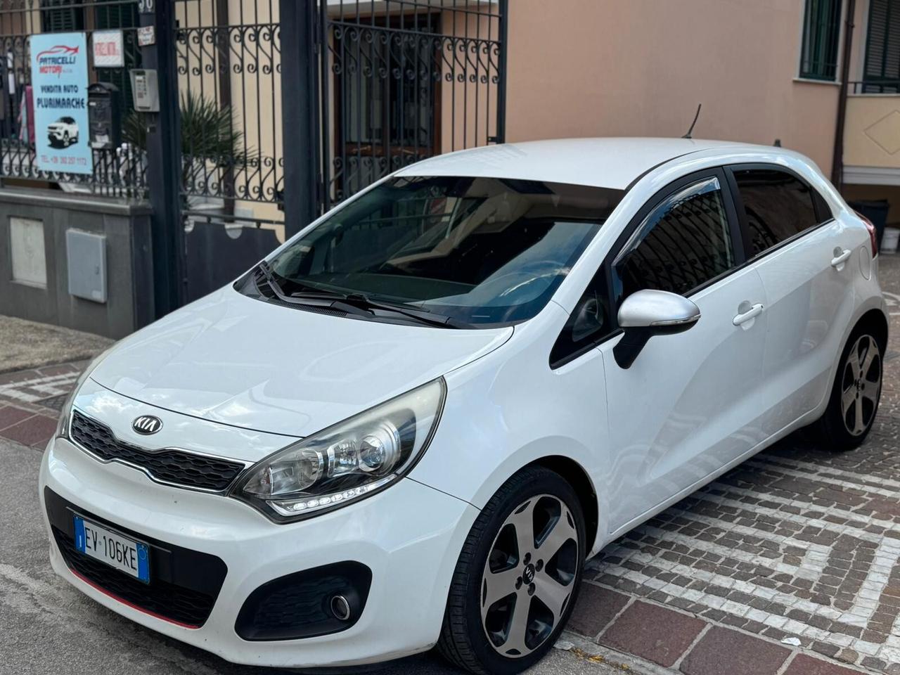 Kia Rio 1.1 CRDi 5p. Cool