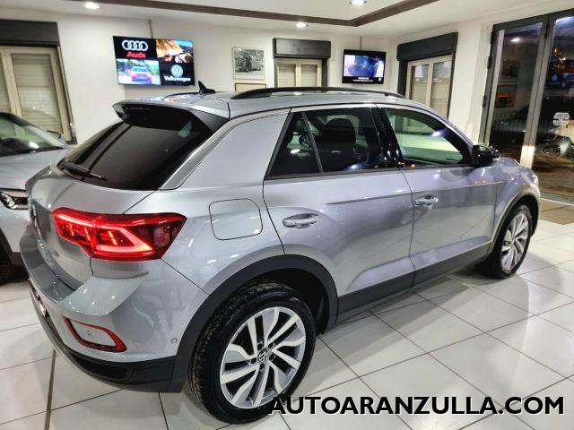 VOLKSWAGEN T-Roc NEW 2.0 TDI 115CV Style Move-Navi-Fari IQ I.Light