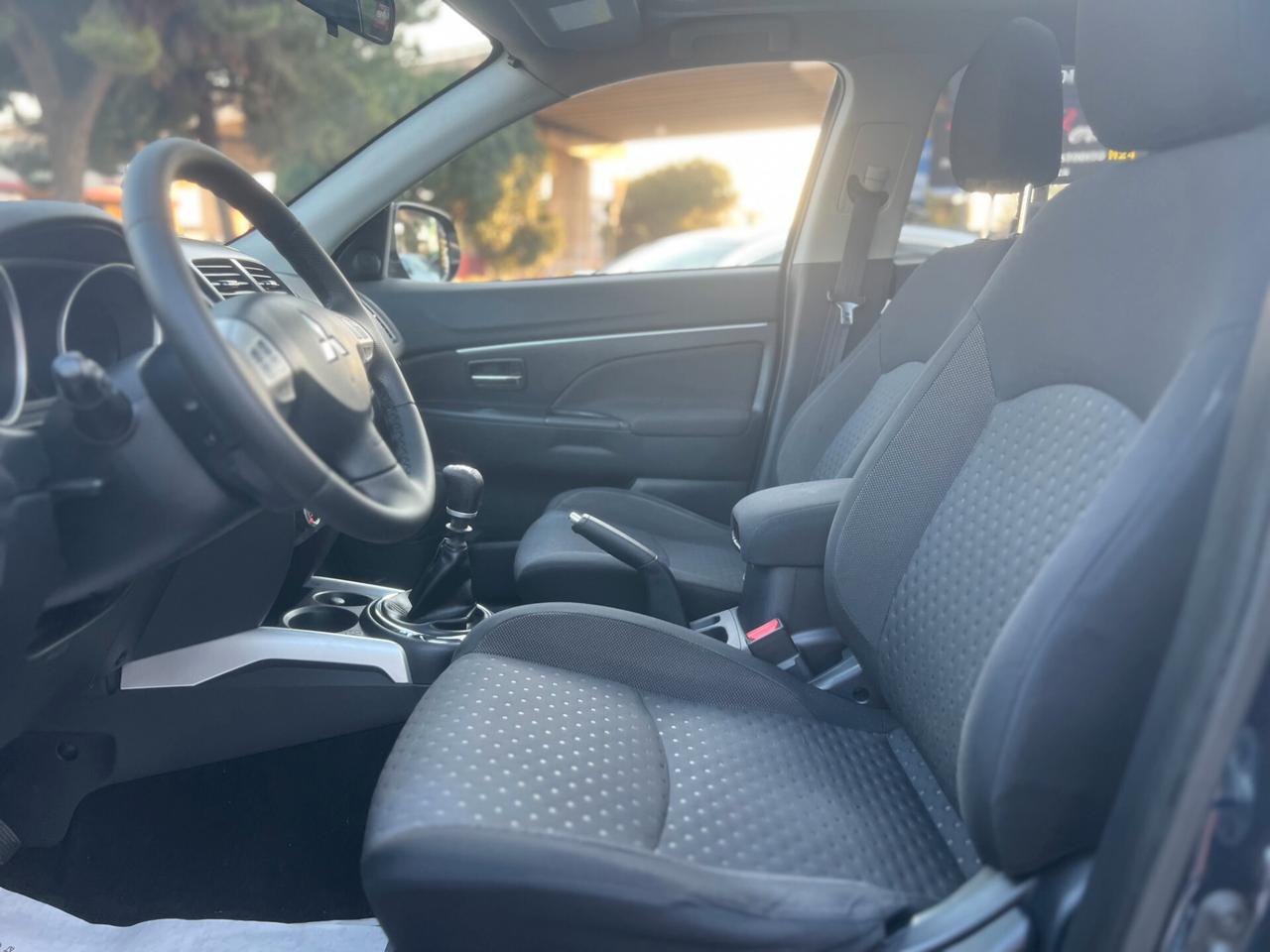 Mitsubishi ASX 1.8 DI-D TETTO PANORAMICO - 2011
