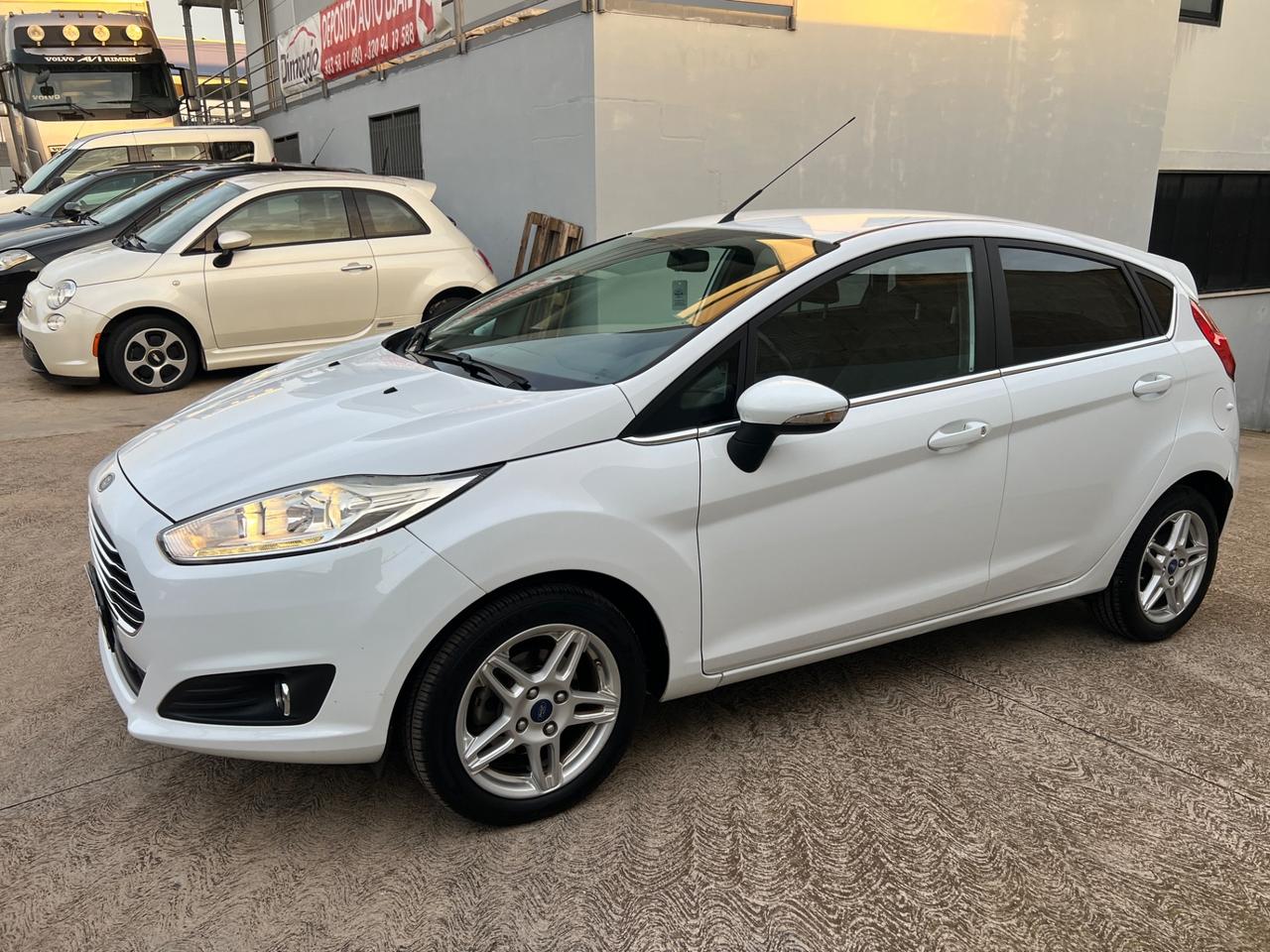 Ford Fiesta 1.5 TDCi 75CV 5 porte Titanium