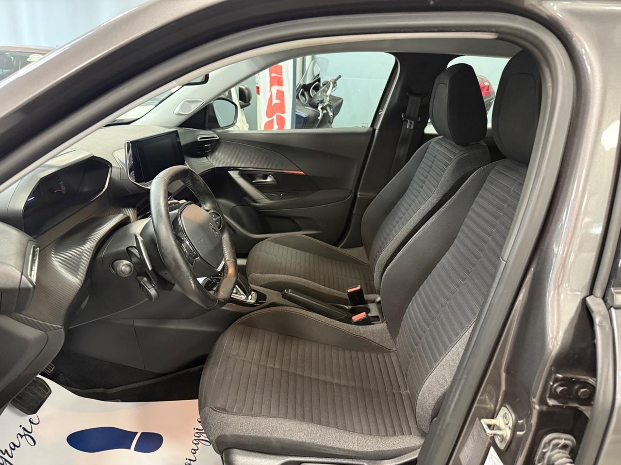 Peugeot 2008 PureTech 130 S&S EAT8 Allure Pack