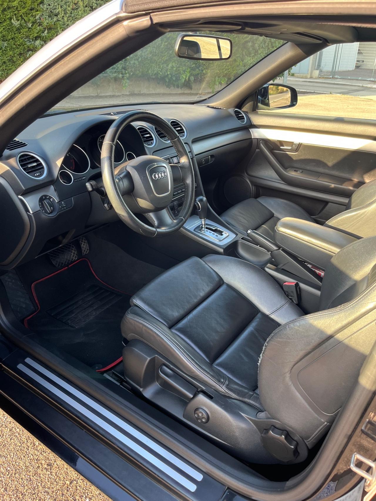 Audi A4 Cabriolet 2.0 16V TFSI multitronic