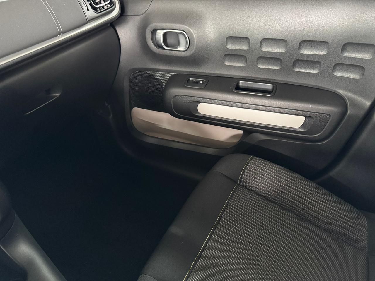 CITROEN C3 III 2017 - C3 1.2 puretech C-Series s&s 83cv
