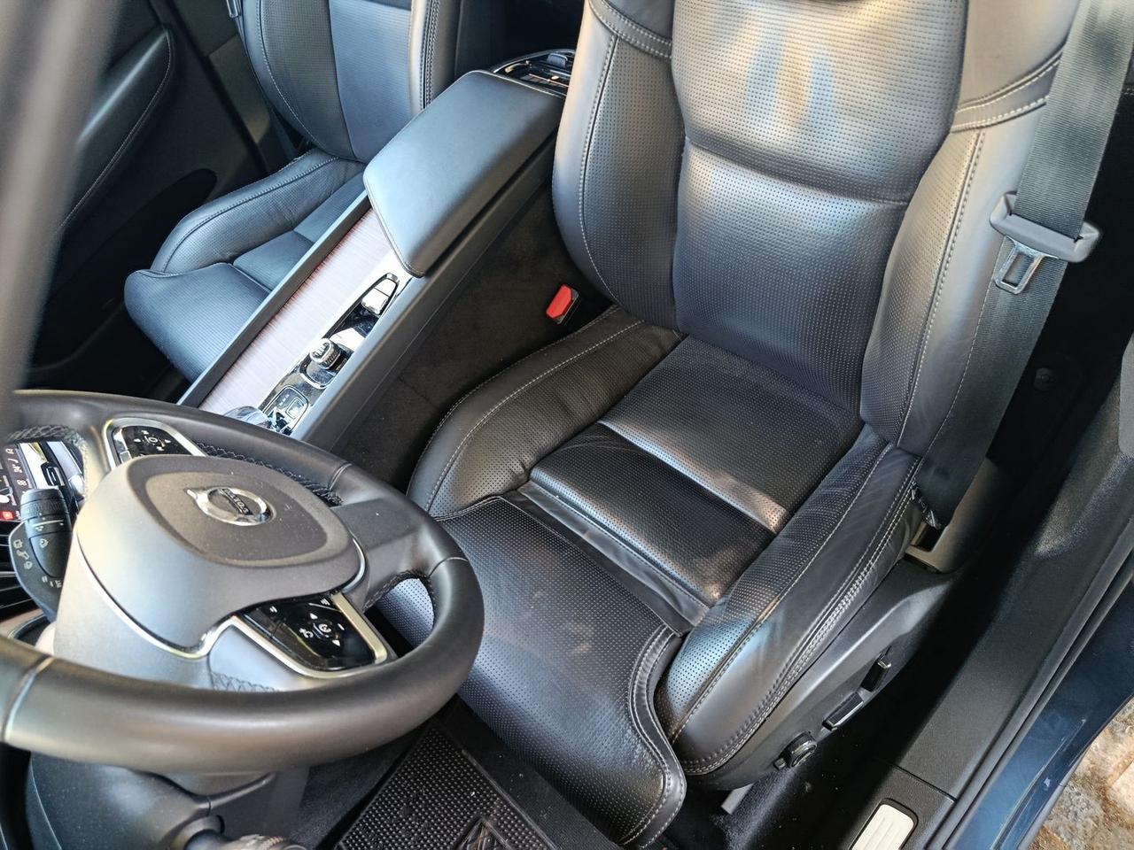 Volvo XC 60 Ultimate Dark 2.0 B4 MHEV #11036