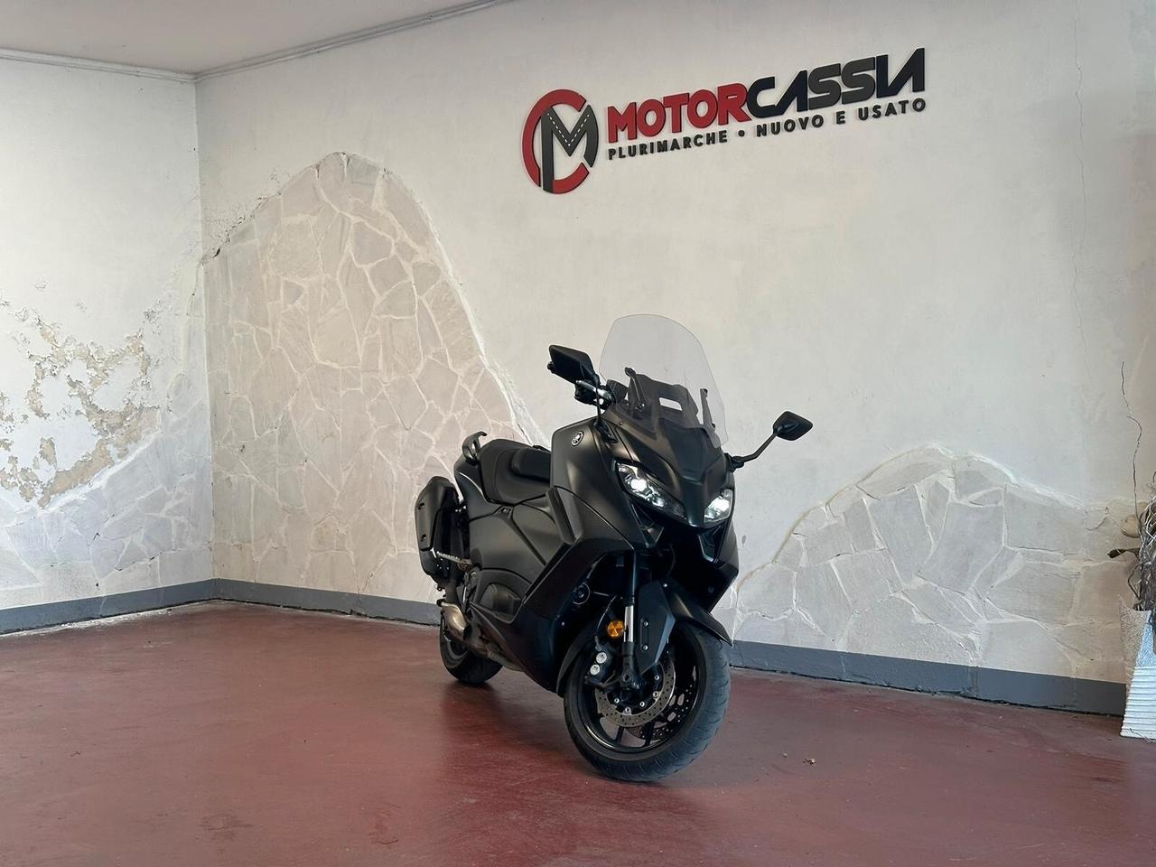 YAMAHA T-Max 560