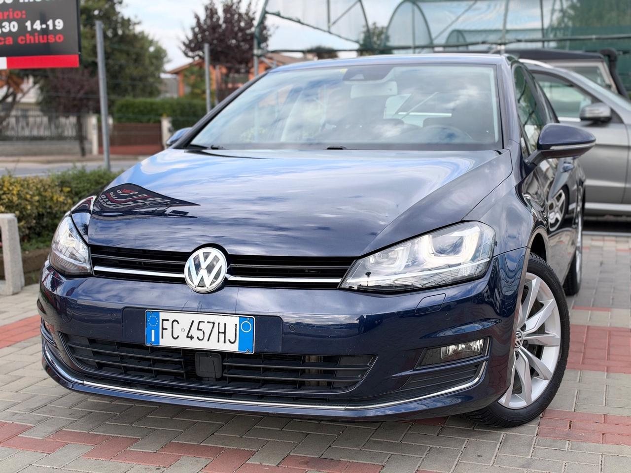 Volkswagen Golf 2.0 TDI 5p. Executive BlueMotion