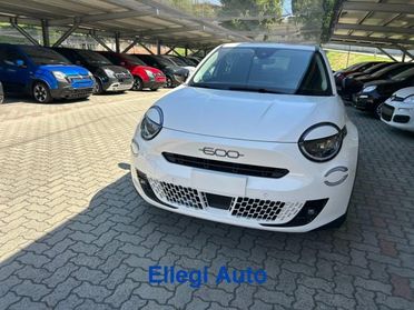 FIAT 600 PROMO FIN.Hybrid 110 CV DCT MHEV ICON SPECIALE KM0