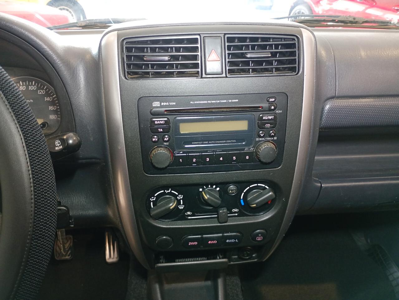 Suzuki Jimny 1.3i 16V cat 4WD JLX Più