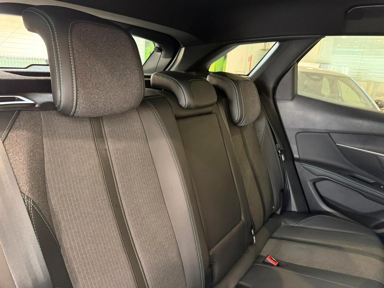 Peugeot 3008 1.5 BlueHdi 130Cv EAT8 Allure Pack