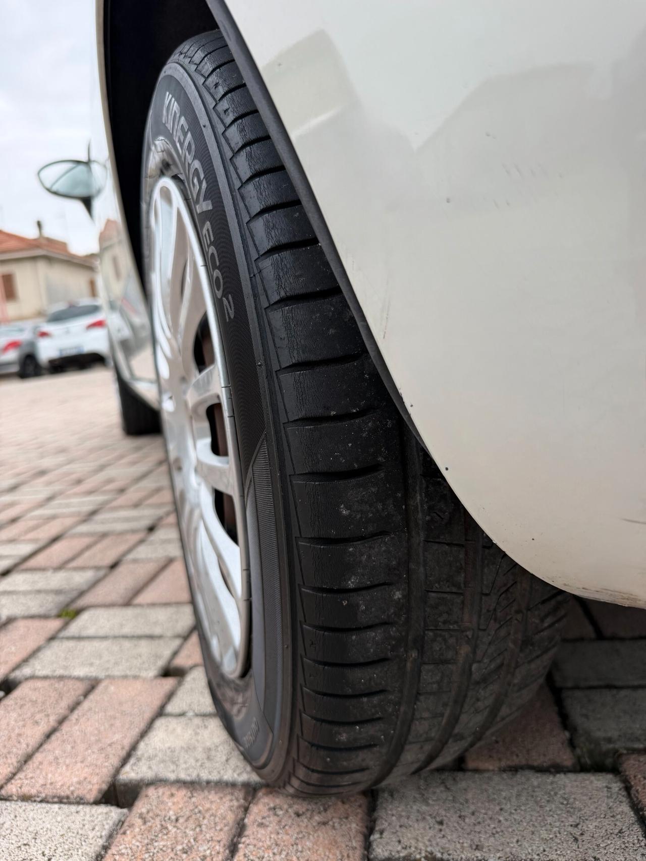 Fiat Punto 1.4 8V 5 porte Easypower Lounge