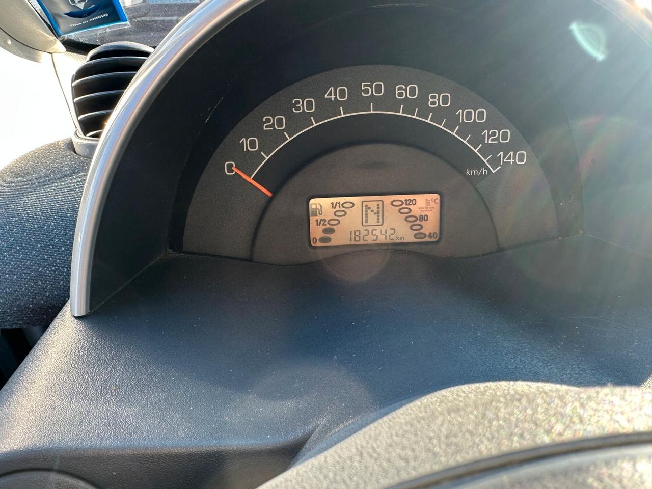 Smart 700 city-coupé pure (45 kW)