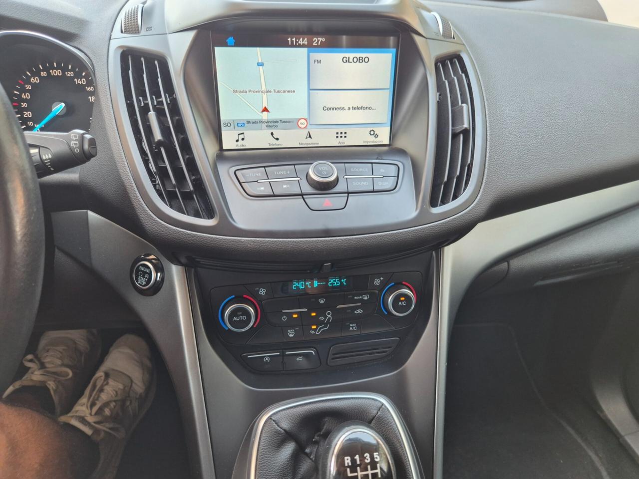 Ford Kuga 1.5 TDCI 120 CV S&S 2WD ST-Line autocarro