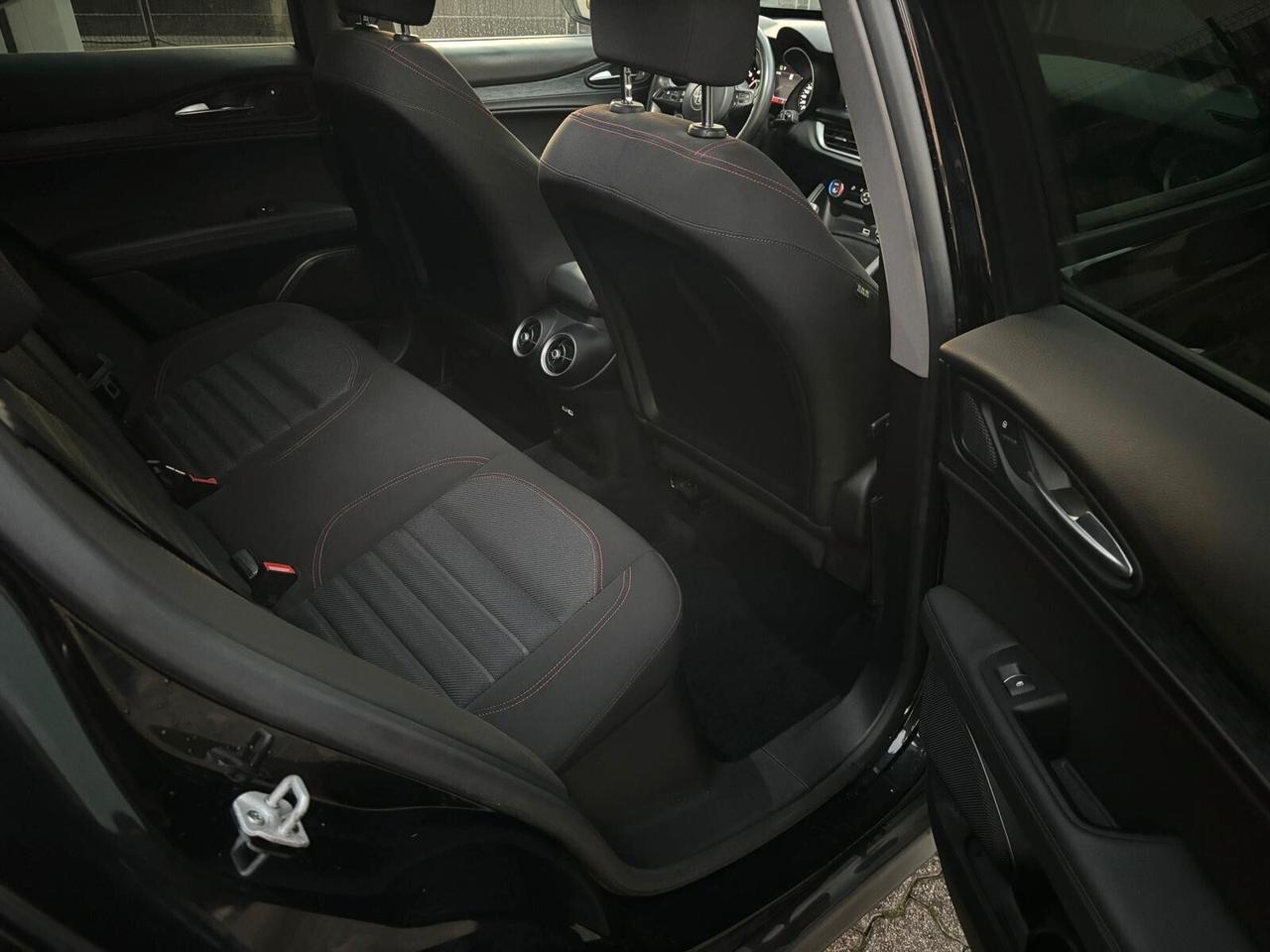 Alfa Romeo Stelvio 2.2 Turbodiesel 190 CV AT8 RWD Executive