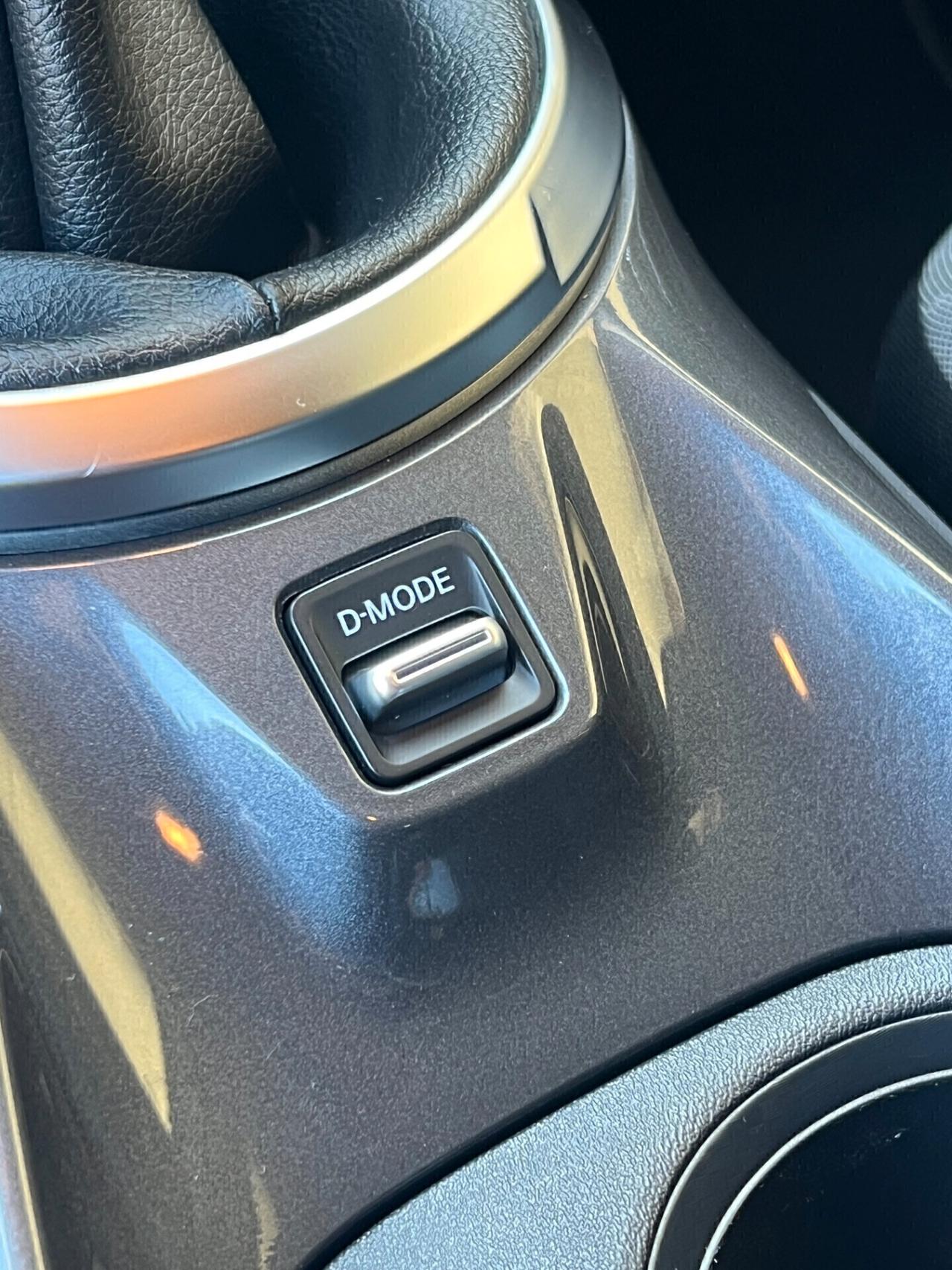 Nissan Juke 1.0 DIG-T 114 CV N-Connecta