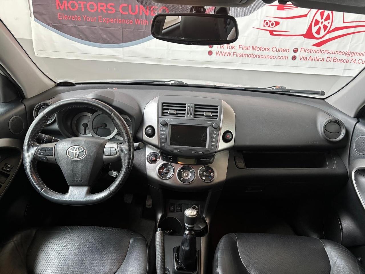 Toyota RAV 4 RAV4 Crossover 2.2 D-4D 150 CV DPF Luxury