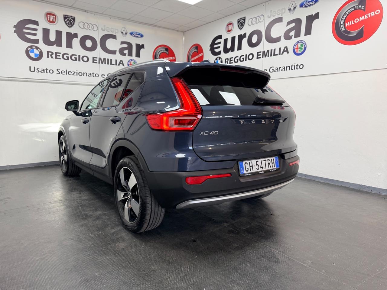 Volvo XC40 1.5 T2 aut 129cv Neopatentati Momentum 05/2022