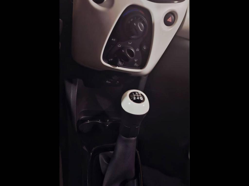 Peugeot 108 5 Porte 1.2 VTi Allure