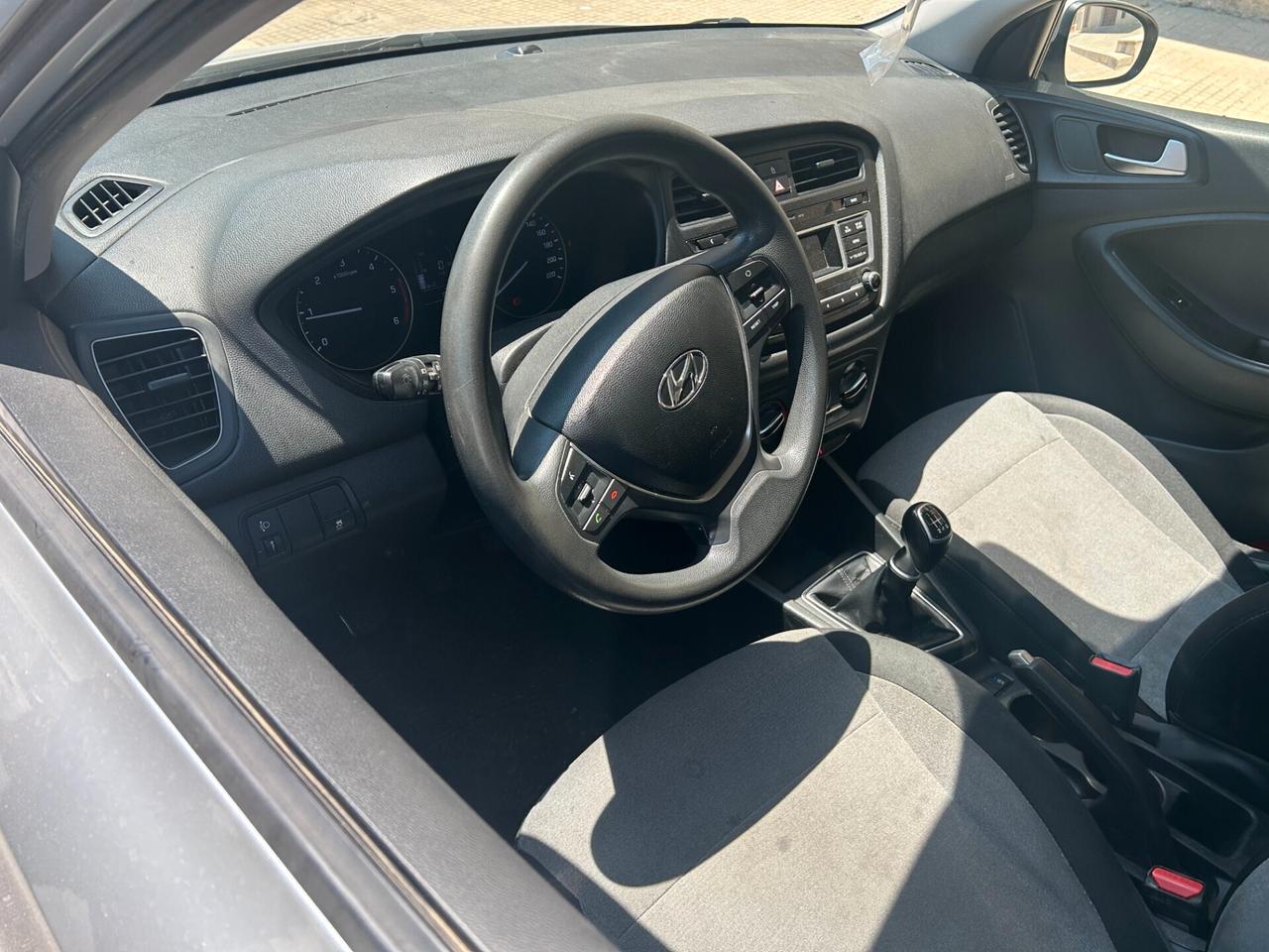 Hyundai i20 1.1 CRDi 12V 5 porte Comfort