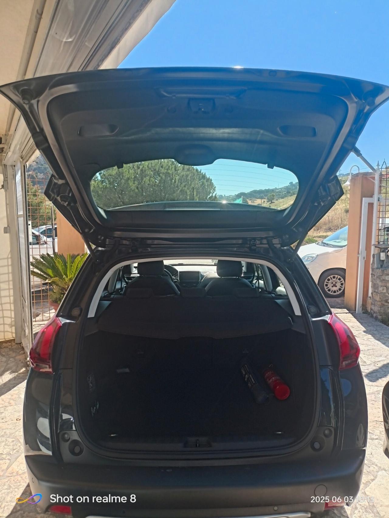 Peugeot 2008 BlueHDi 120 EAT6 S&S Allure