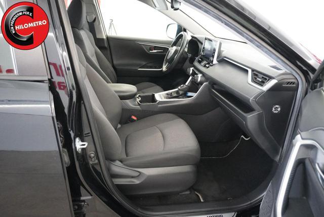 TOYOTA RAV 4 MY23 RAV4 2.5 HV (222CV) E-CVT AWD-i Business