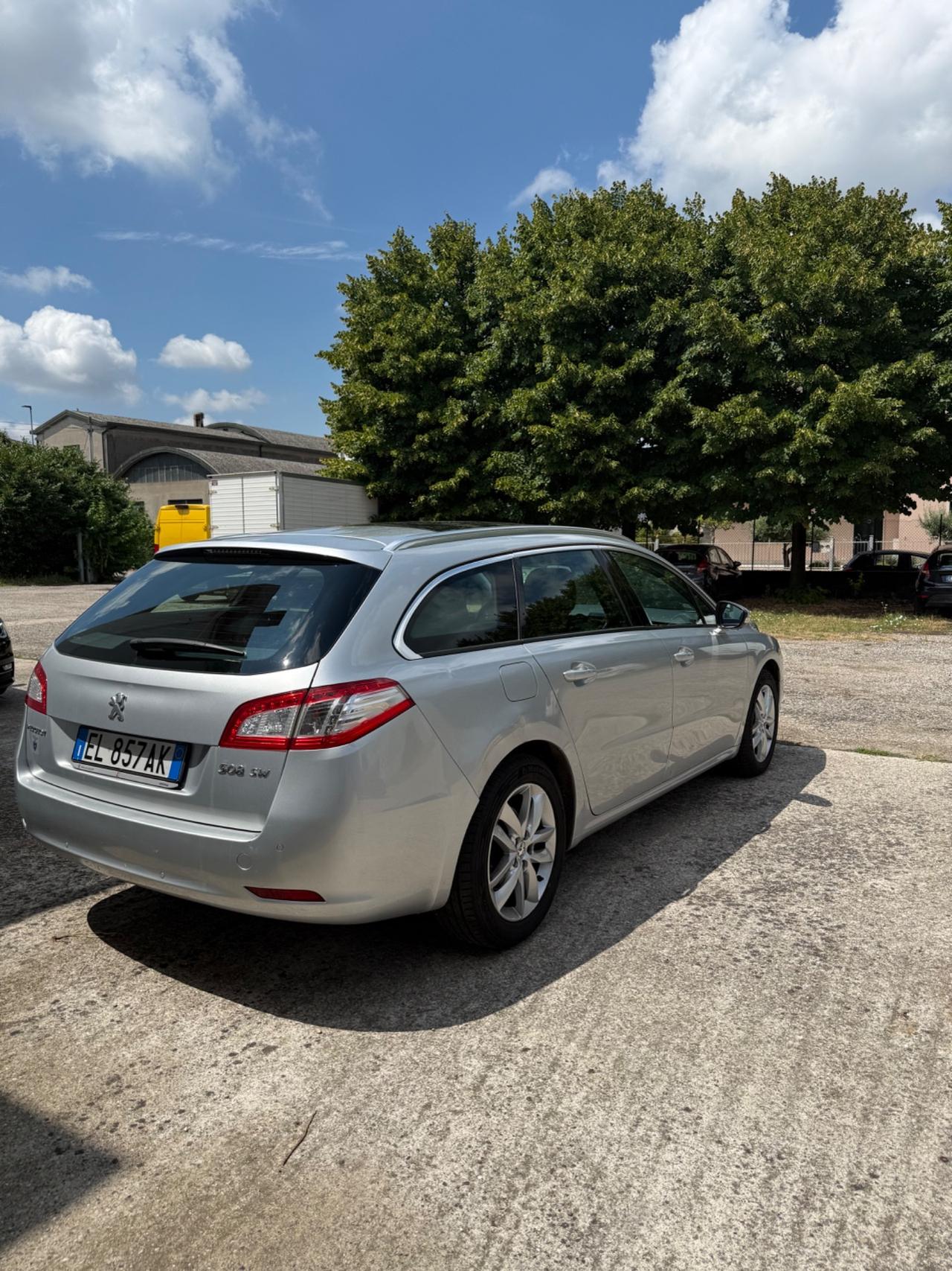 Peugeot 508 2.0 HDi 140CV SW Ciel Allure