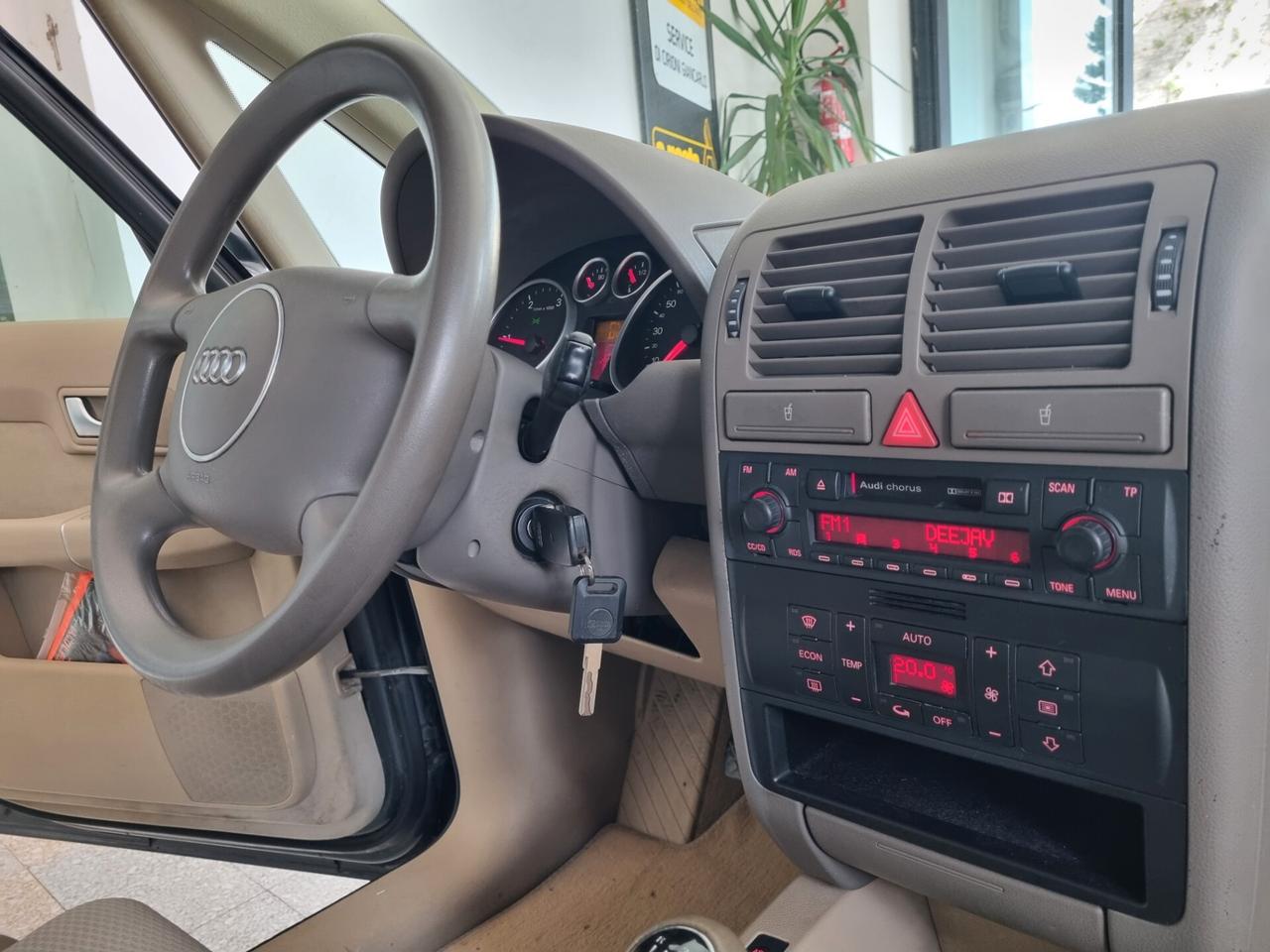 Audi A2 1.4 TDI Top TETTO PANORAMICO, CERCHI IN LEGA