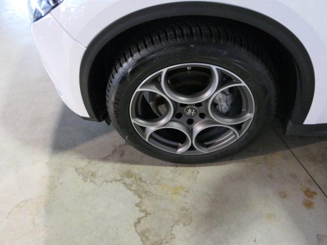 ALFA ROMEO Stelvio 2.2 Turbodiesel 210 CV AT8 Q4 Sprint