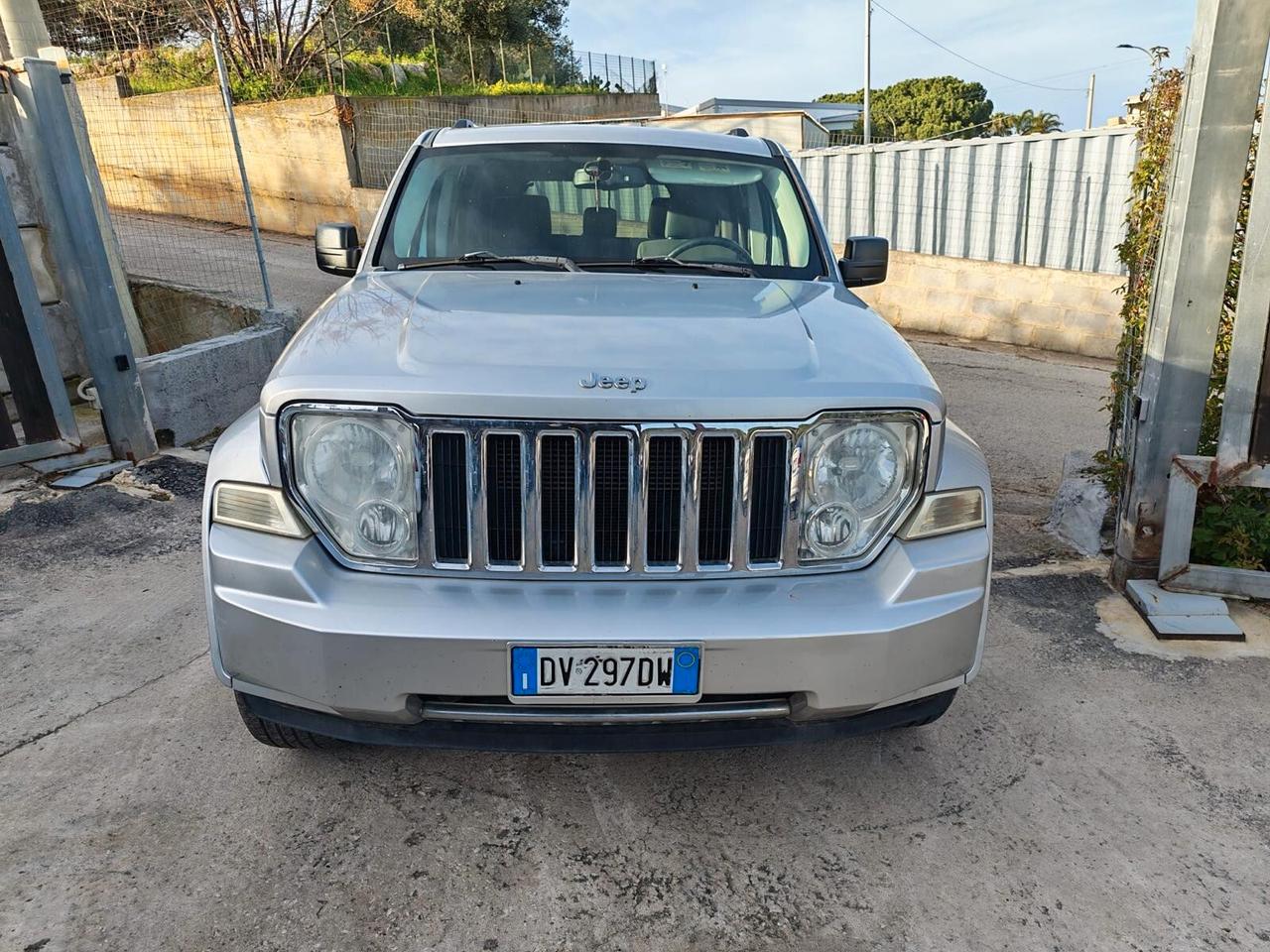 Jeep Cherokee 2.8 CRD DPF Sport
