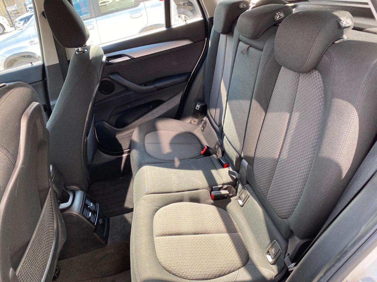 BMW X1 sdrive18d Business