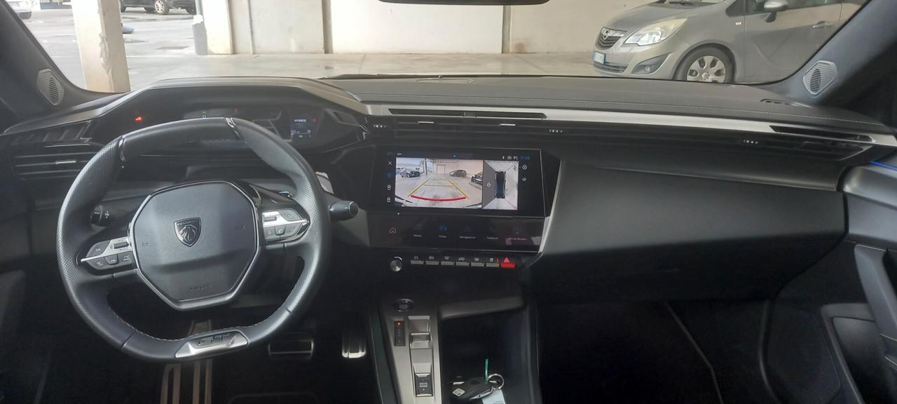 Peugeot 408 Plug-in Hybrid 225 e-EAT8 GT