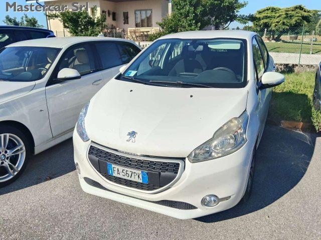 PEUGEOT 208 208 5p 1.4 hdi 8v Active 5 p targa FA567PK