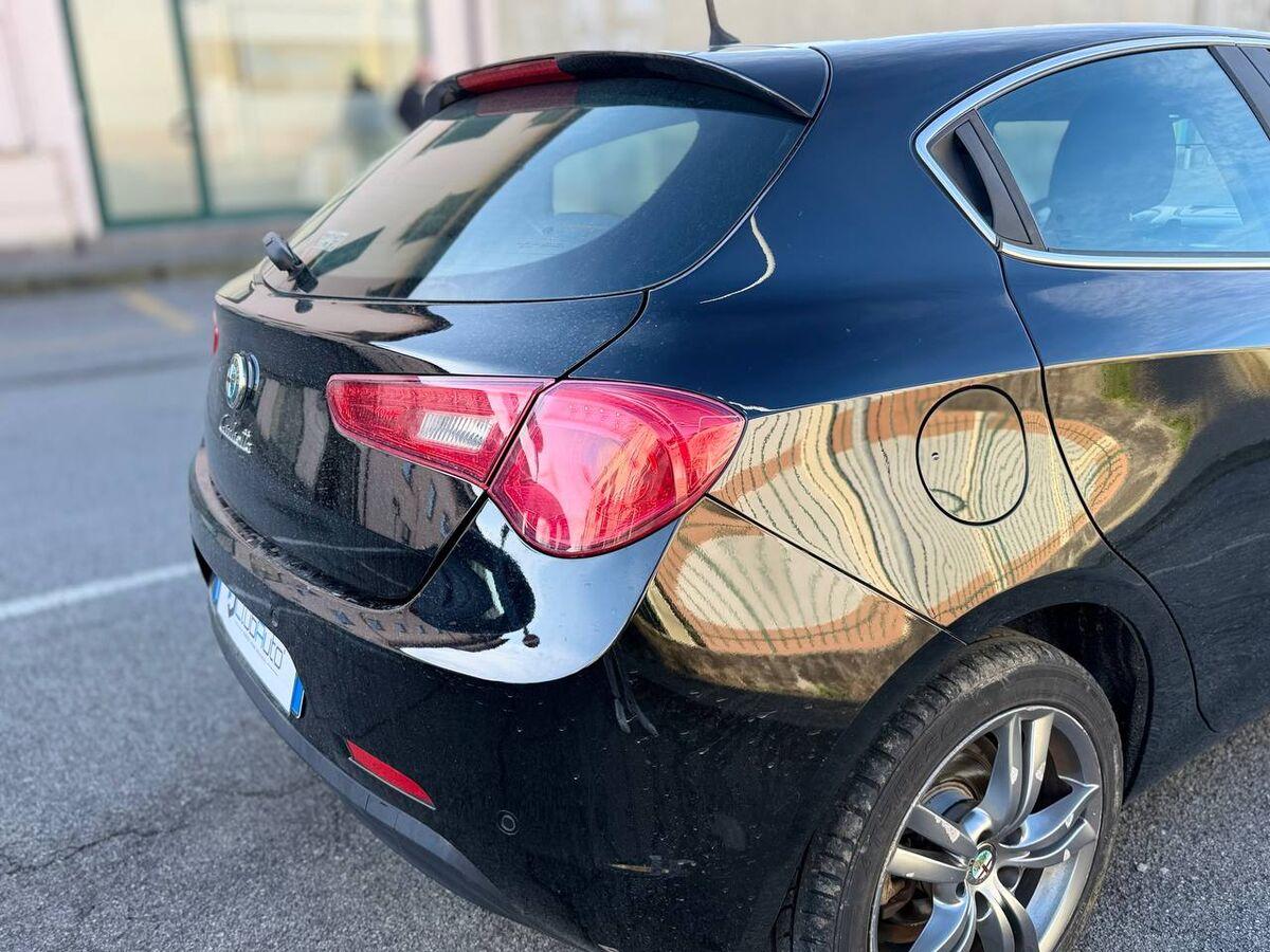 Alfa Romeo Giulietta 1.6 jtdm Distinctive E5+