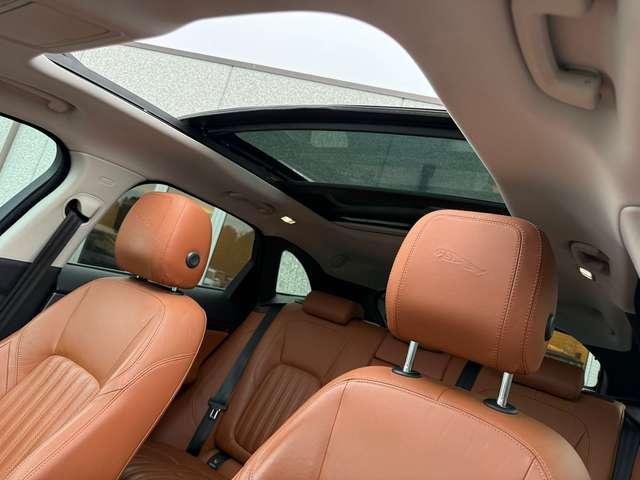 Jaguar F-Pace 2.0d i4 Portfolio awd 240cv Autom. TETTO/FULL