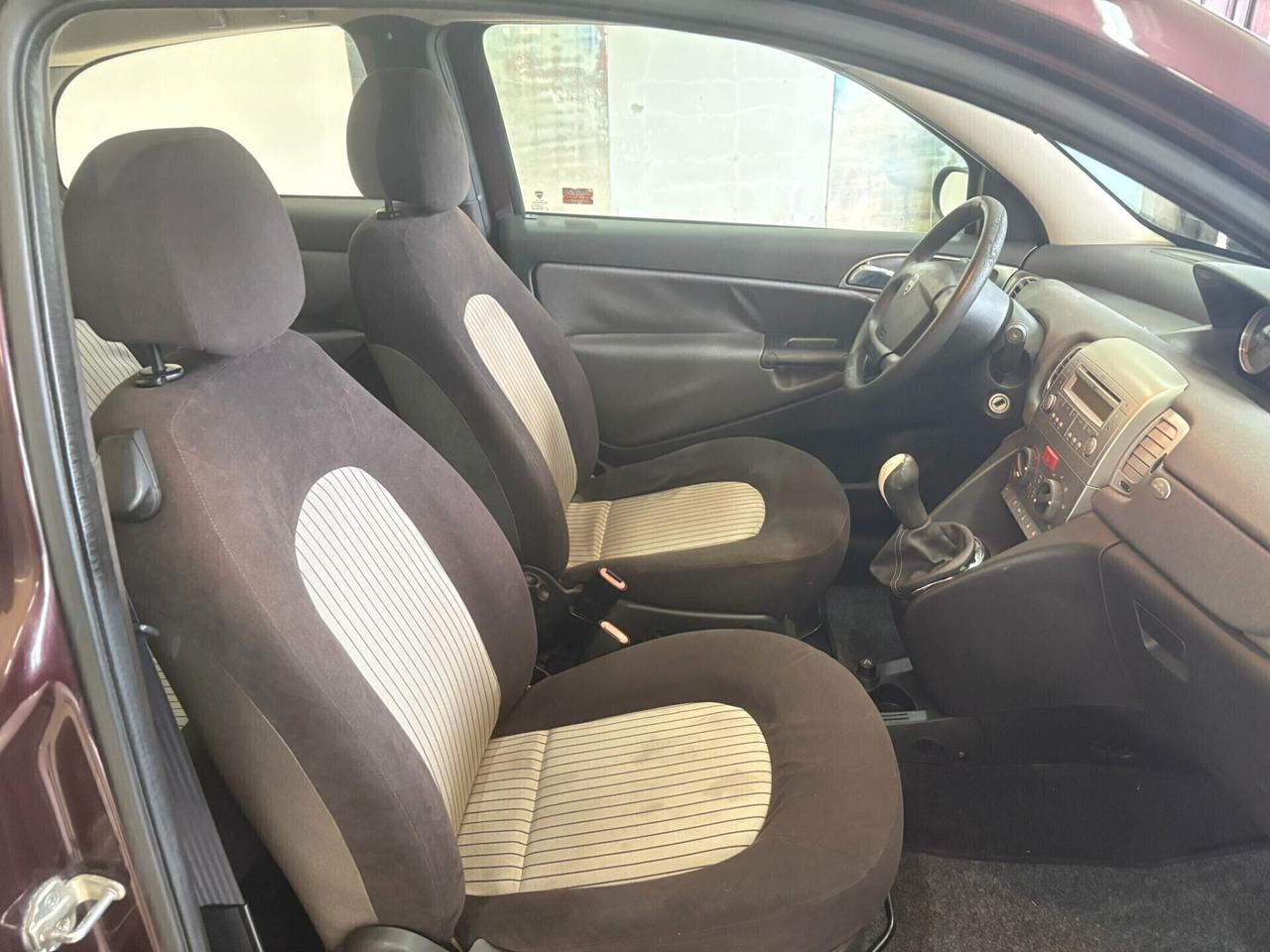 Lancia Ypsilon 1.3 Multijet 75 cv