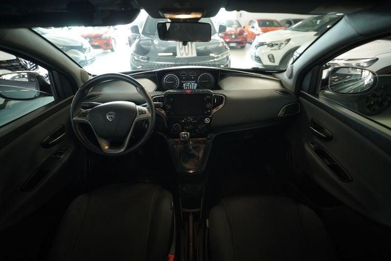 Lancia Ypsilon III 2021 1.0 firefly hybrid Gold s&s 70cv
