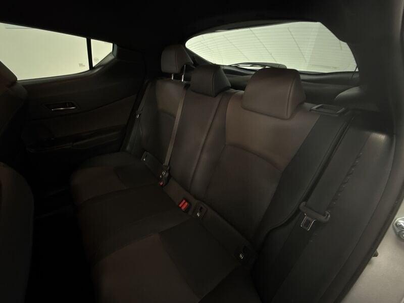 Toyota C-HR I 2020 2.0h Lounge e-cvt