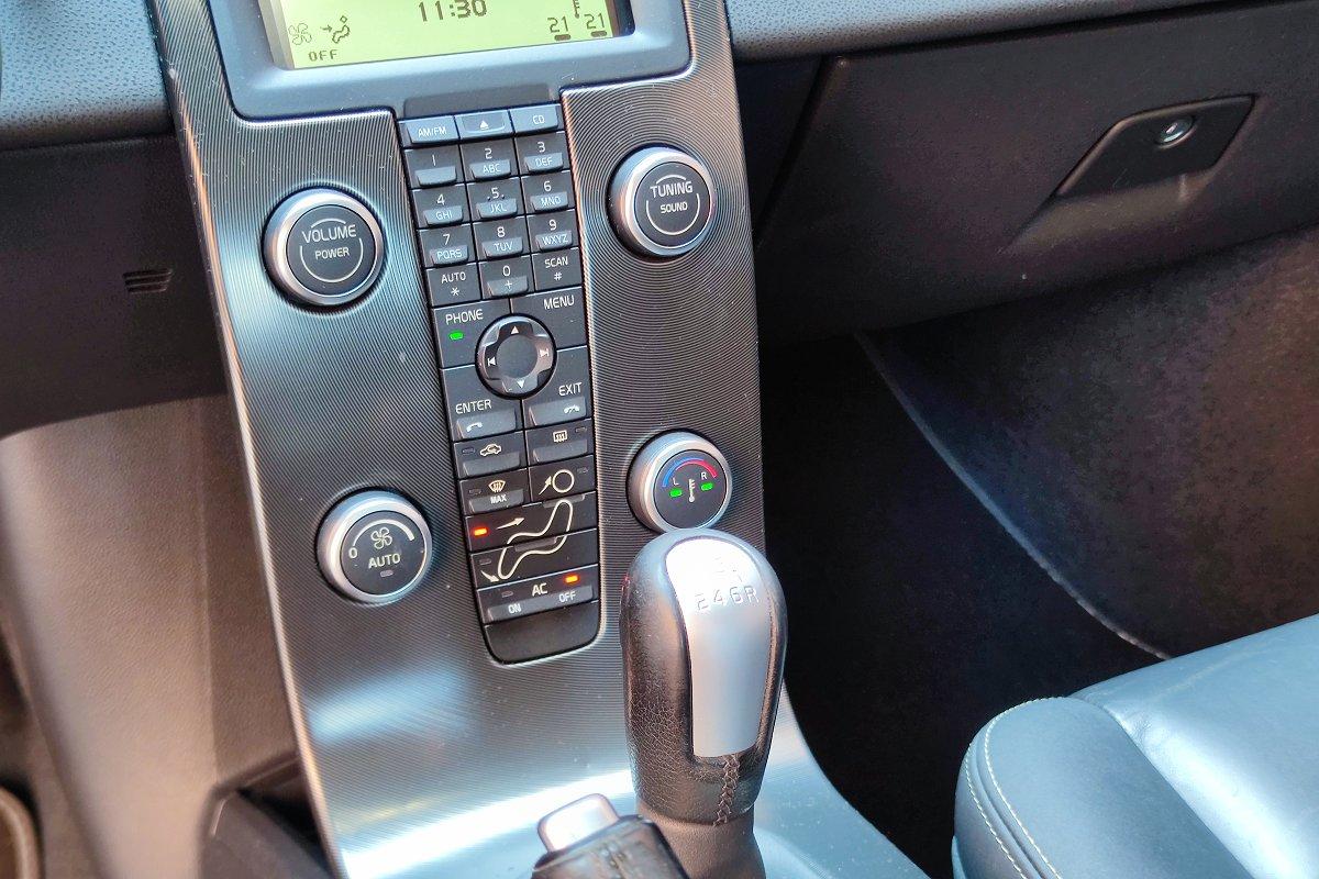 VOLVO C30 D3 R-design