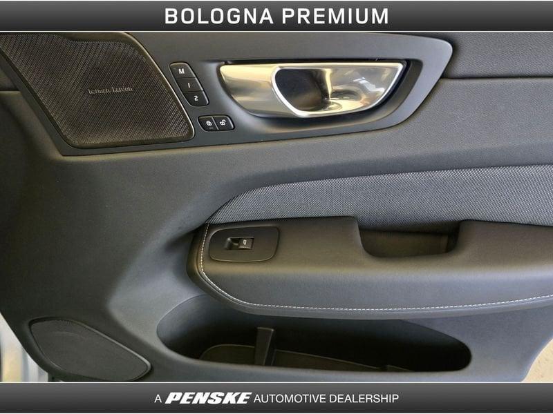 Volvo XC60 XC60 T6 Plug-in hybrid AWD automatico Plus Dark