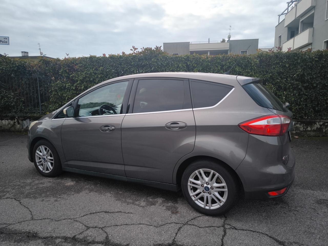 FORD C-MAX 1,6 TDCI- TITANIUM- OK NEOPATENTATI