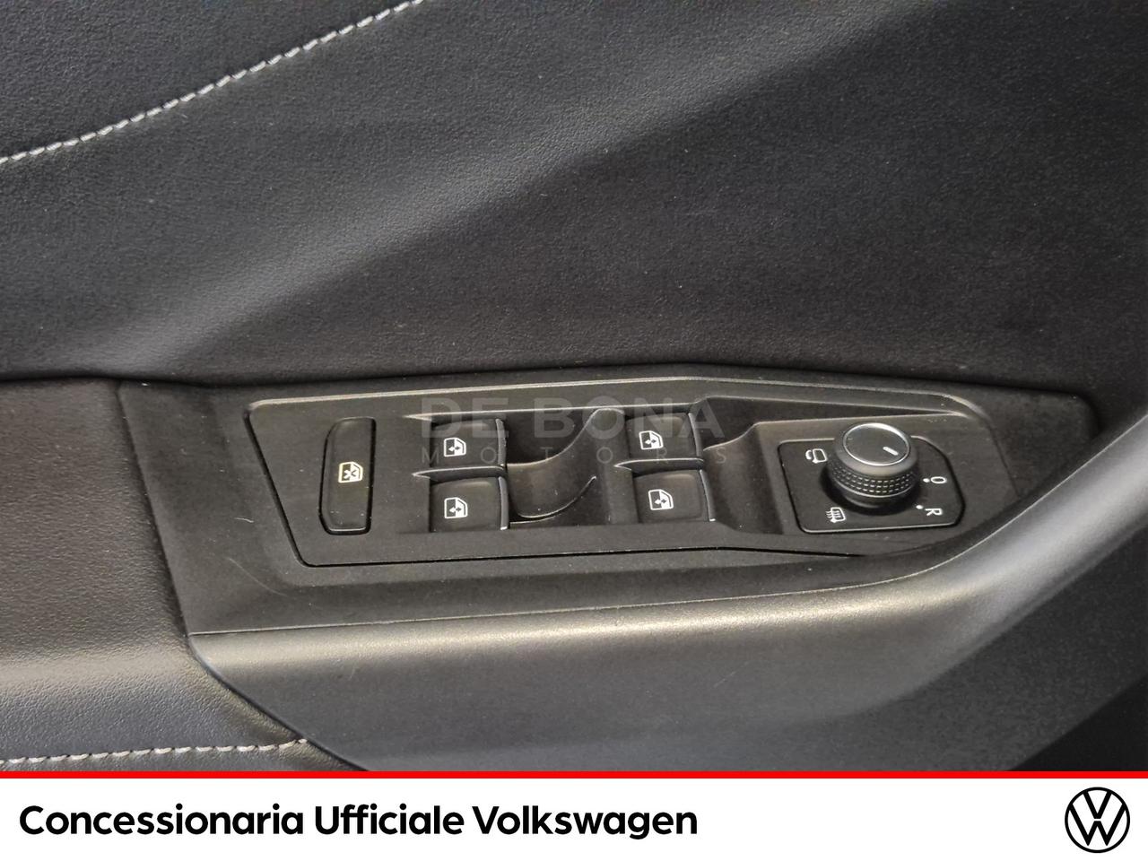 Volkswagen T-Roc 2.0 tdi r-line 150cv dsg