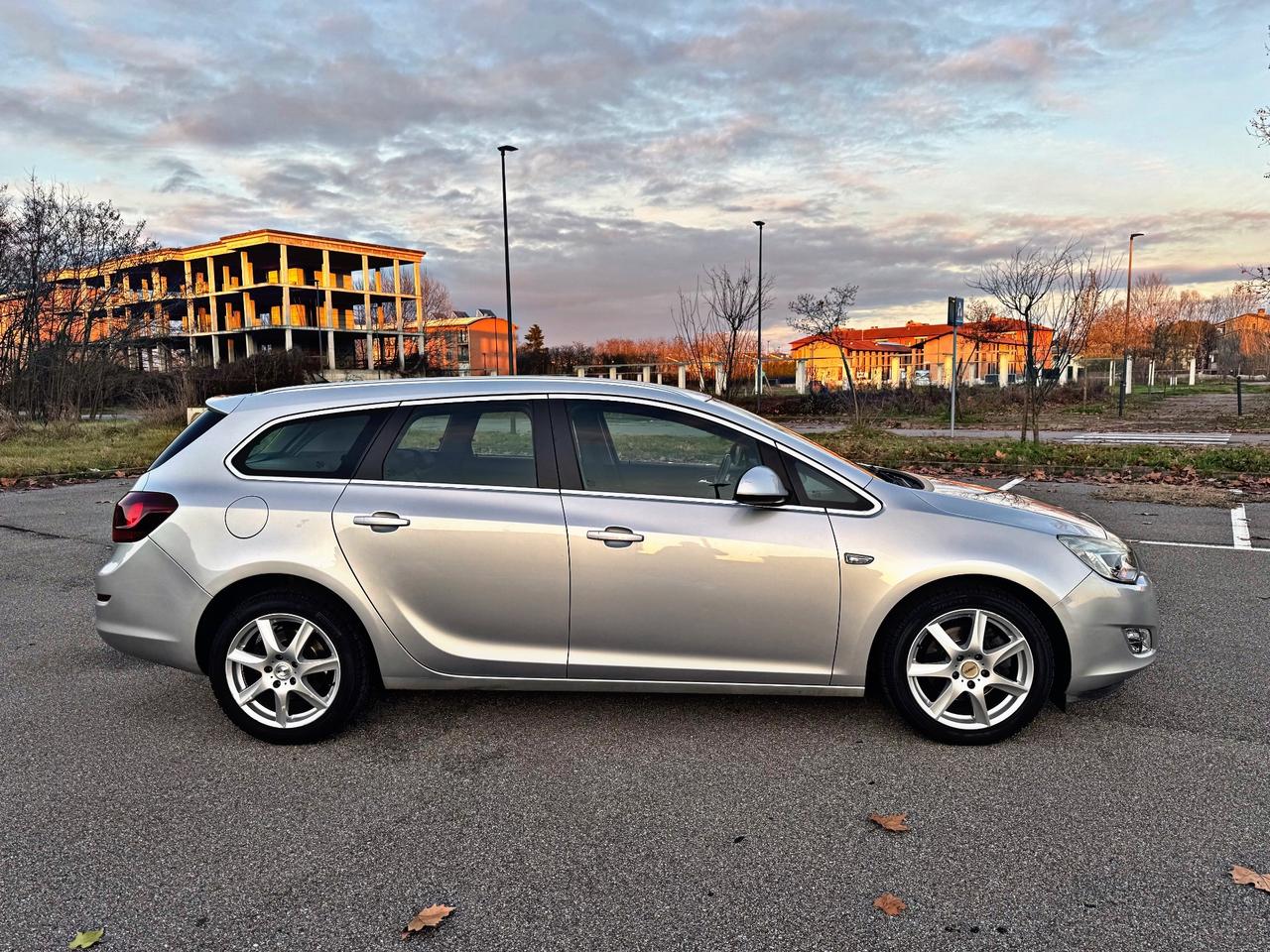 Opel Astra 1.7 CDTI 125CV Sports Tourer Cosmo