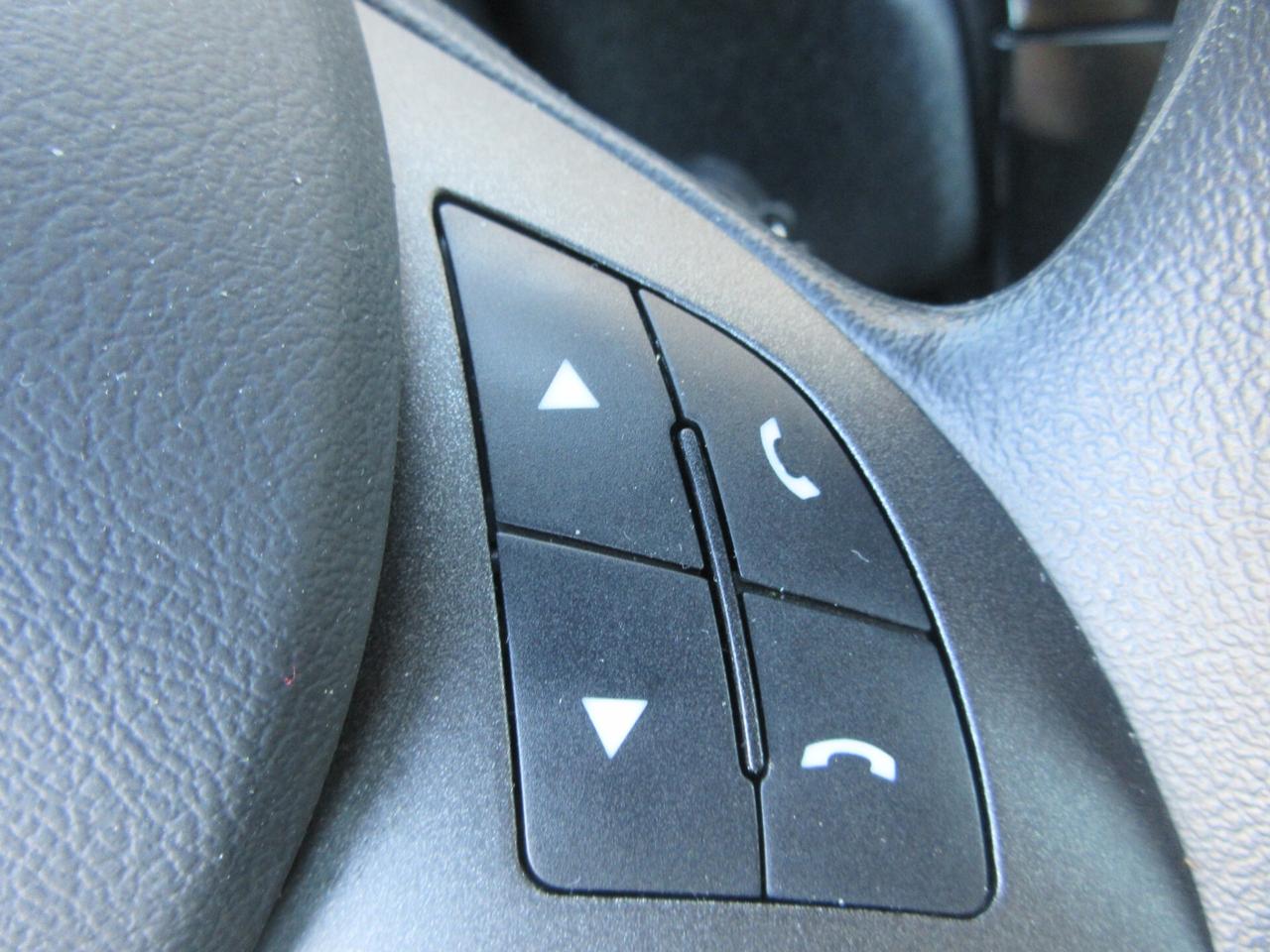 Lancia Ypsilon 1.0 FireFly 5 porte S&S Hybrid Ecochic Silver